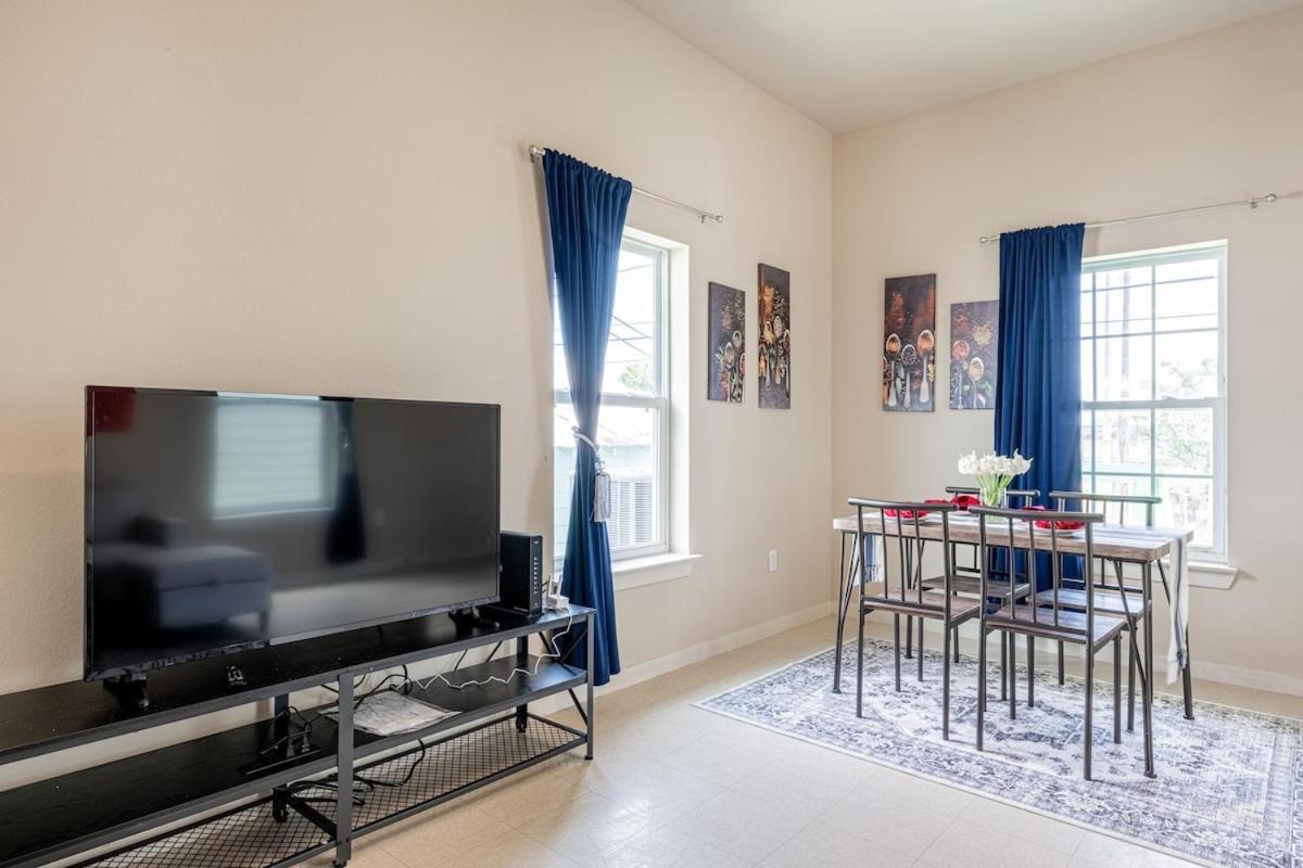 4210 Y1 Cozy 3Br Near Pelican Island Seawolf Pkwy غالفيستون، تكساس المظهر الخارجي الصورة